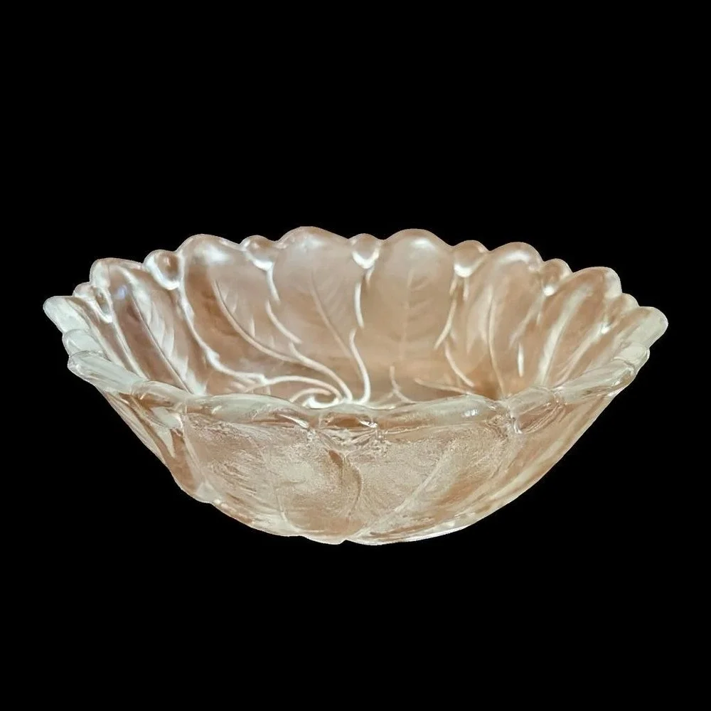 Vintage 1940's Clear Pressed Glass Serving Bowl 9″ Diameter Floral Swirl